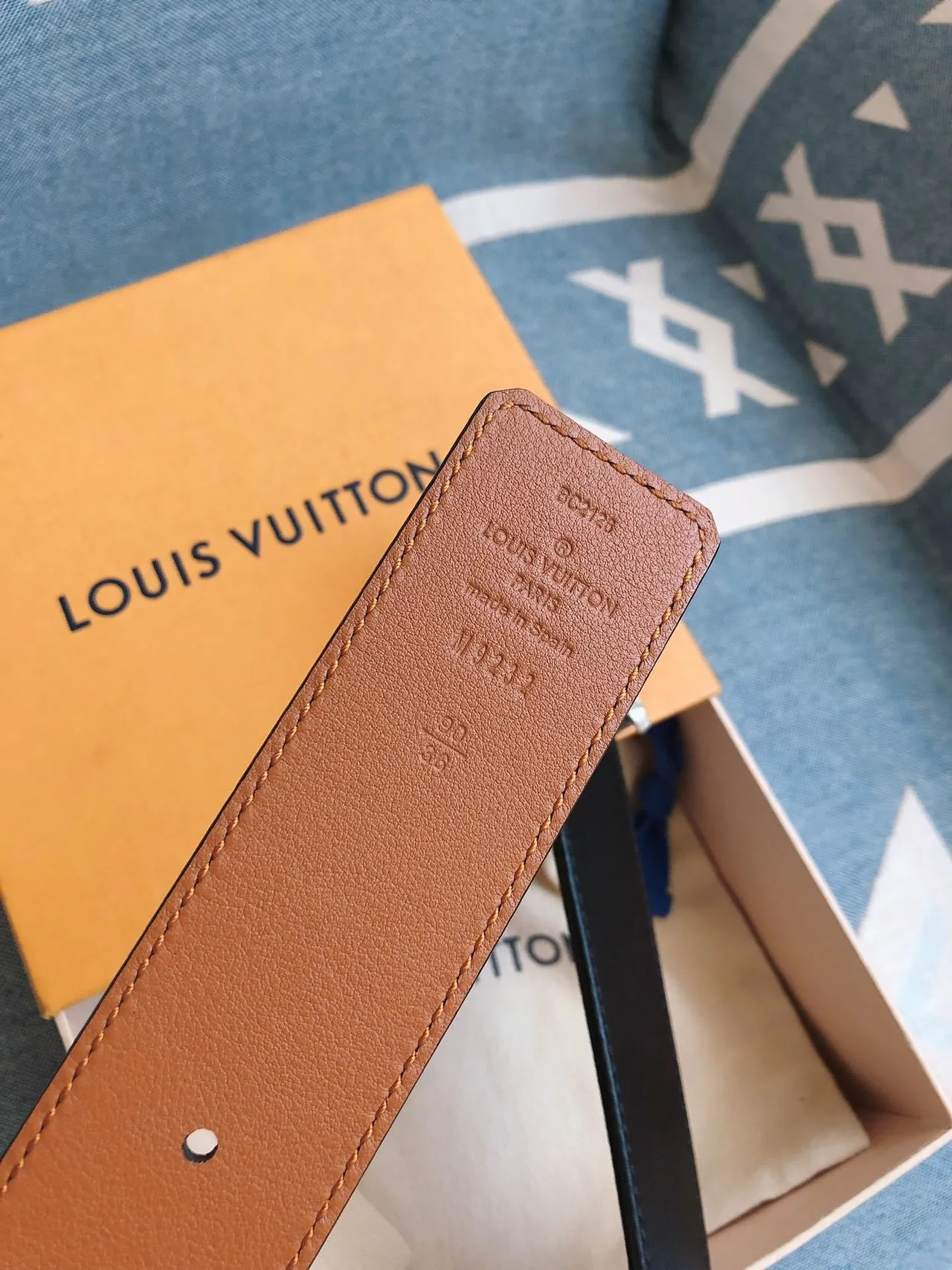 Louis Vuitton LV Initiales Black Leather Belt 5