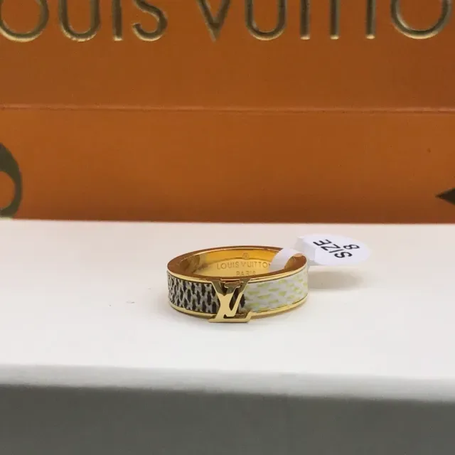 Louis Vuitton LV Ring Monogram Black and White Gold-Tone Rings 6