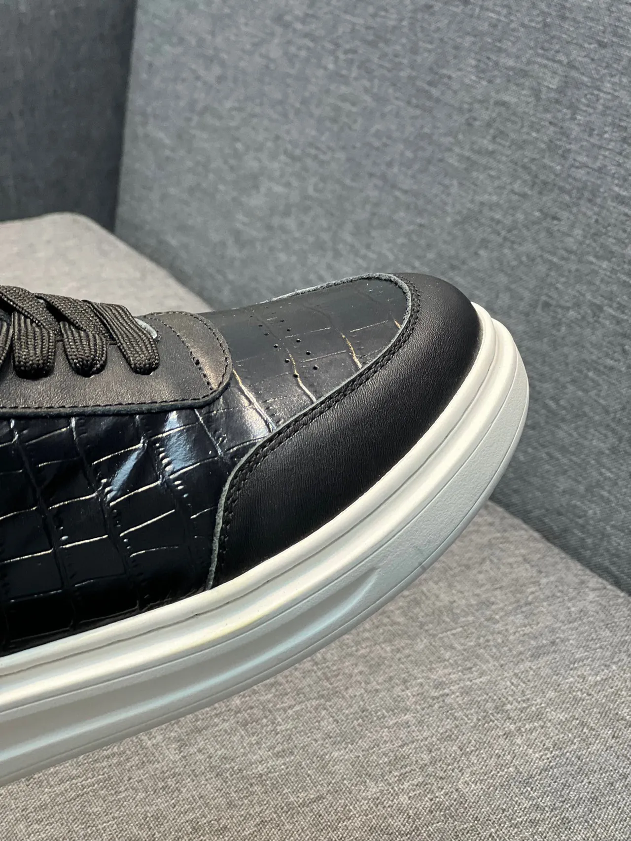 Louis Vuitton LV Trainer Black White Croc-Embossed Leather Low-Top Lifestyle Sneakers 4