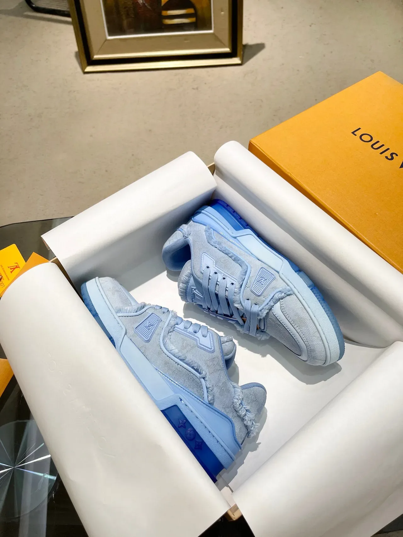 Louis Vuitton LV Trainer নীল সাদা ফ্রেড এজ টেক্সটাইল মনোগ্রাম আপার লাইফস্টাইল স্নিকার্স 9