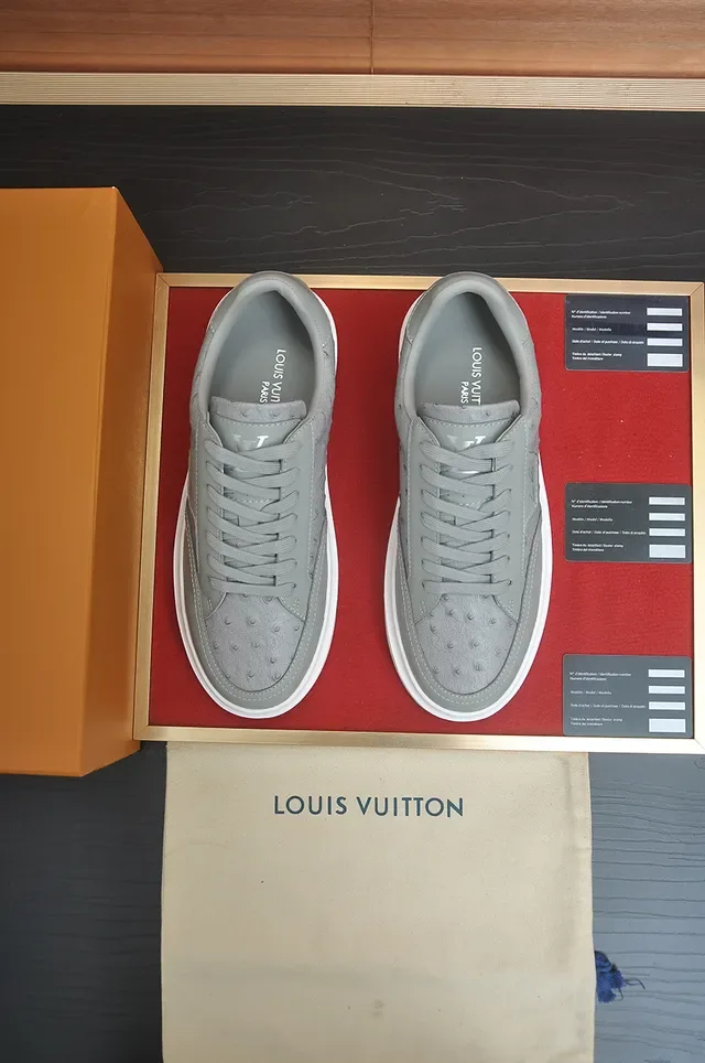 Louis Vuitton LV Trainer Gray White Low-Top Ostrich-Textured Panel Lifestyle Sneakers 5