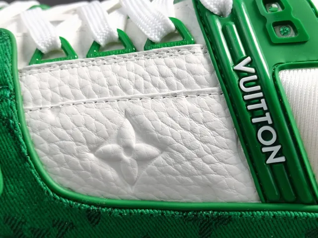 Louis Vuitton LV Trainer Green White Monogram-Printed Overlays Leather Panels Lifestyle Sneakers 7