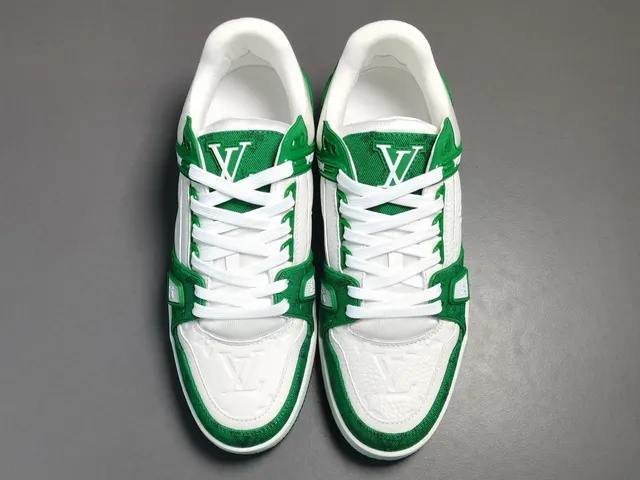 Louis Vuitton LV Trainer Green White Monogram-Printed Overlays Leather Panels Lifestyle Sneakers 14