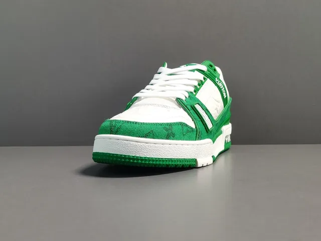 Louis Vuitton LV Trainer Green White Monogram-Printed Overlays Leather Panels Lifestyle Sneakers 17