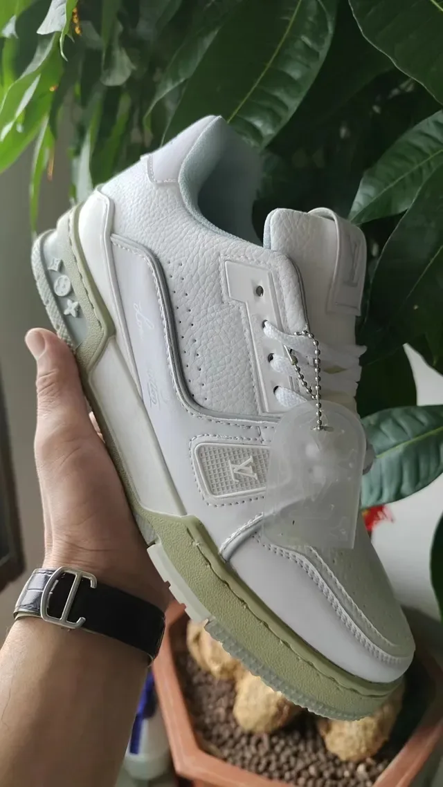 Louis Vuitton LV Trainer Rouge Blanc Cuir Monogrammé Semelle Épaisse Stratifiée Chaussures Lifestyle 7
