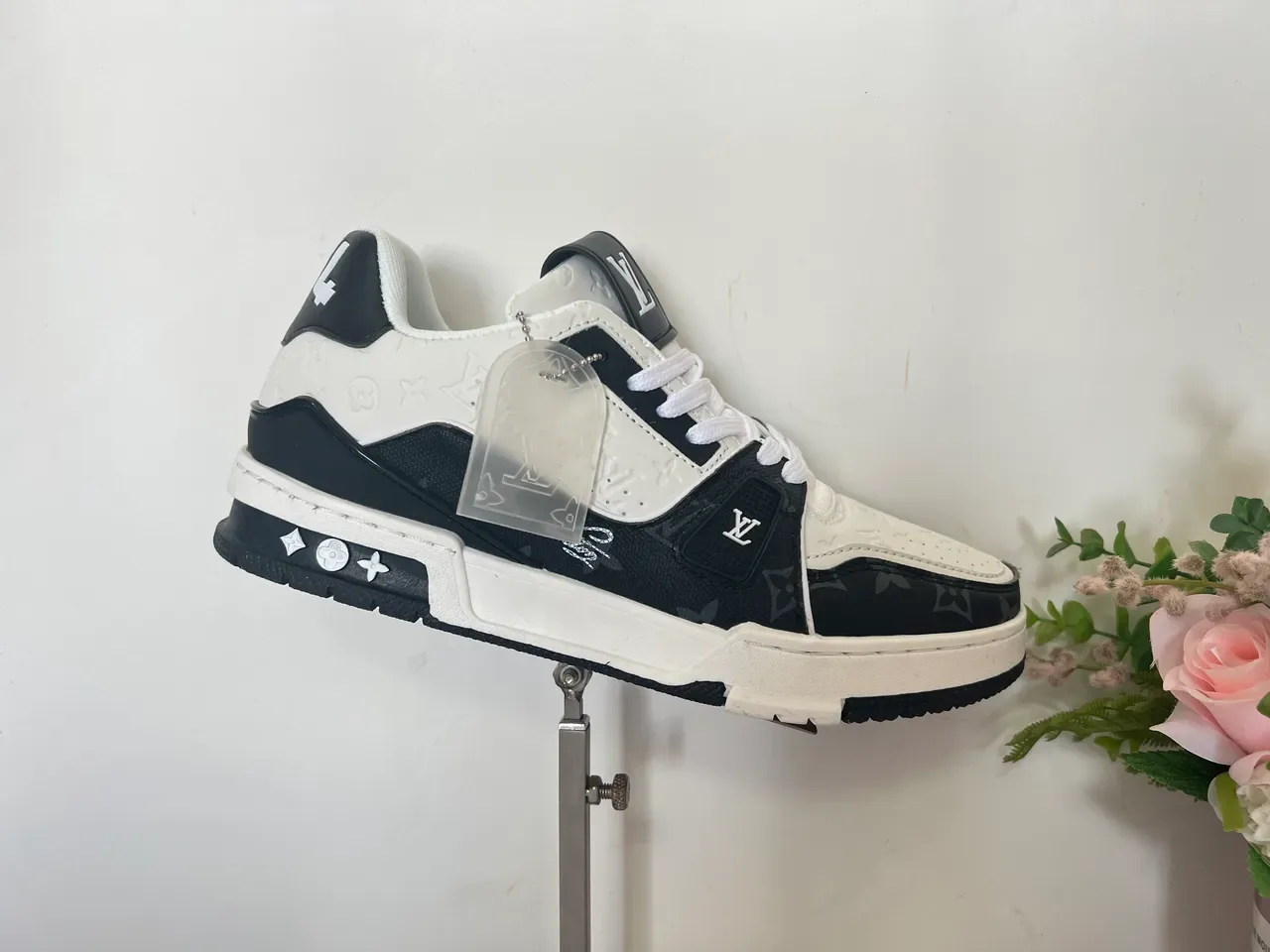 Louis Vuitton LV Trainer Rouge Blanc Cuir Monogrammé Semelle Épaisse Stratifiée Chaussures Lifestyle 14