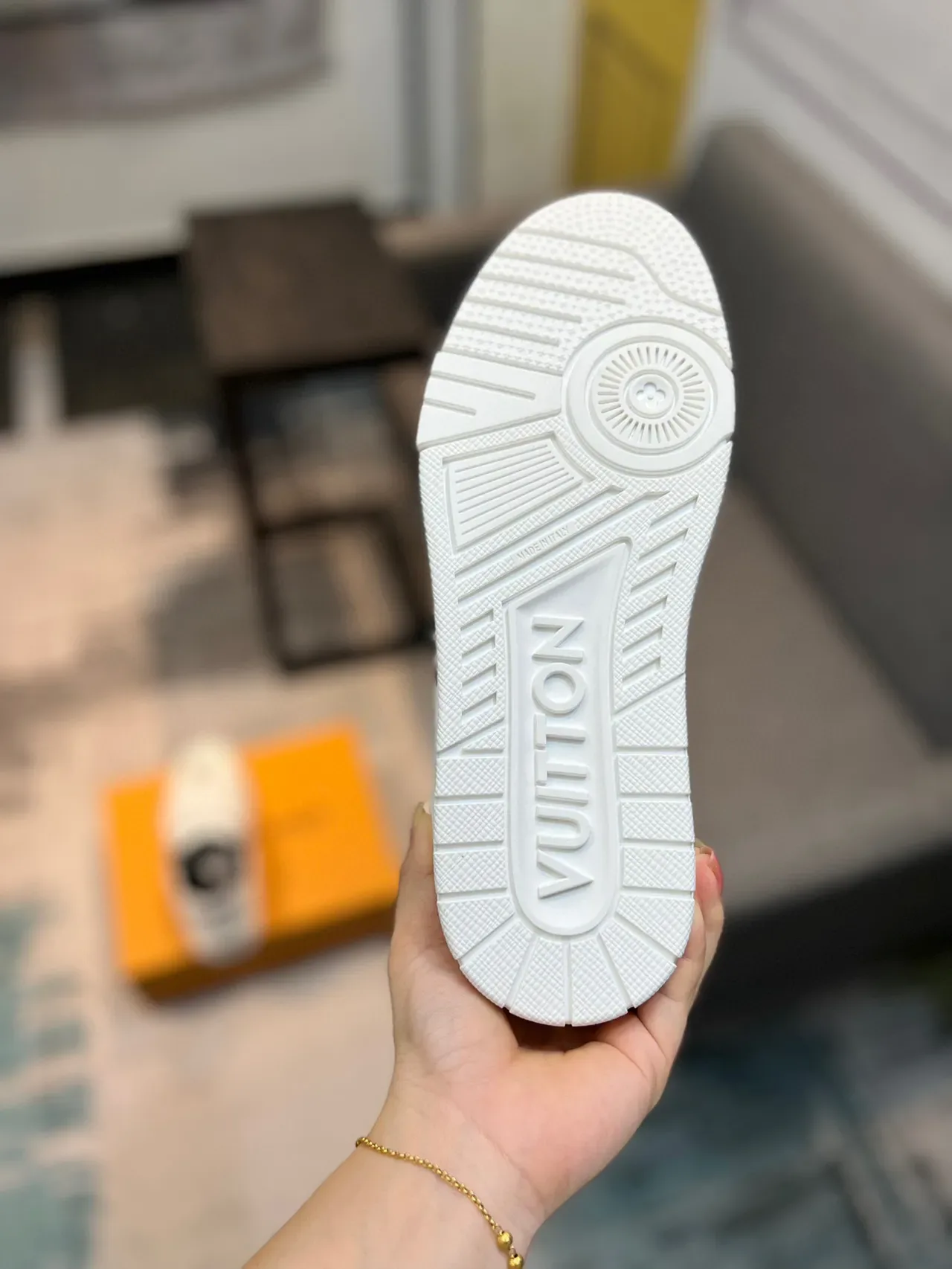 Louis Vuitton LV Trainer Blanc et Noir Impression Graphique Partie Supérieure Semelle Sculptée Lifestyle Sneakers 9