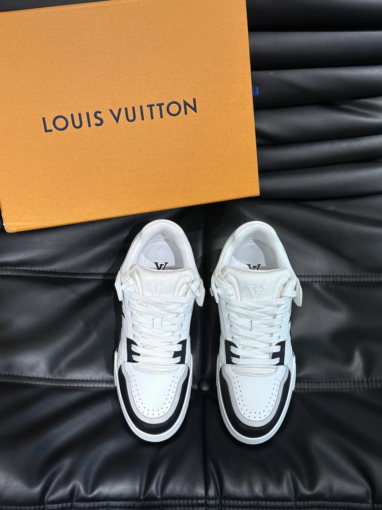 Louis Vuitton LV Trainer White Black Multi-Panel Construction Contrast Lifestyle Sneakers 2