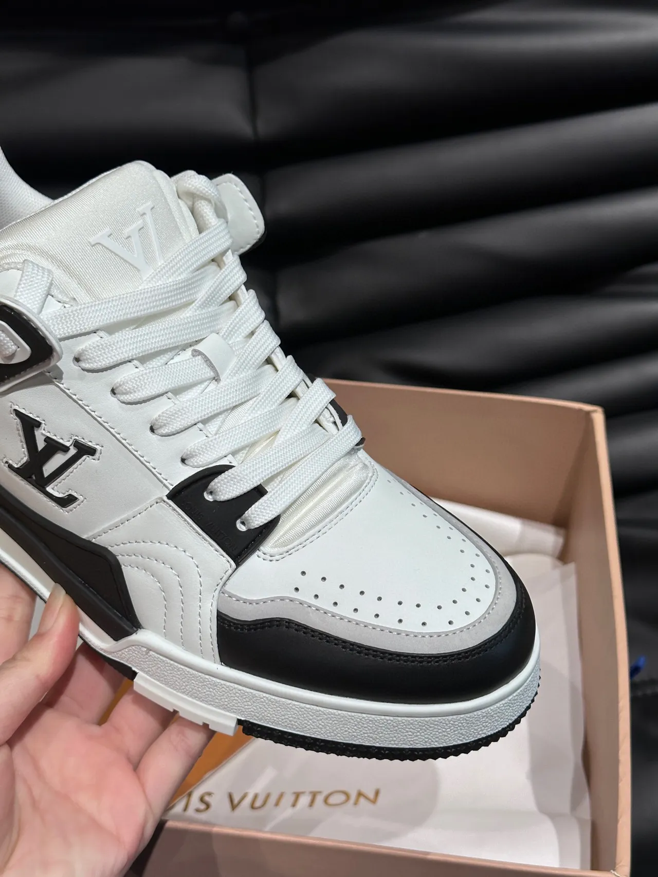 Louis Vuitton LV Trainer White Black Multi-Panel Construction Contrast Lifestyle Sneakers 8