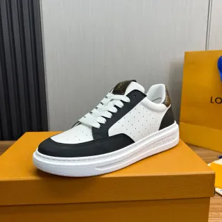 Louis Vuitton LV Trainer branco preto couro perfurado painéis de contraste sneakers lifestyle