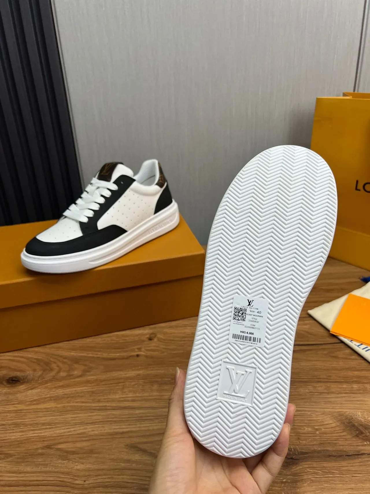 Louis Vuitton LV Trainer White Black Perforated Leather Contrast Panels Lifestyle Sneakers 8