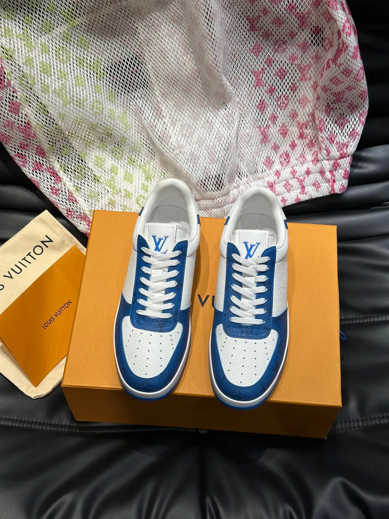 Louis Vuitton LV Trainer White Blue Color-Blocked Leather Perforated Toe Cap Lifestyle Sneakers 2