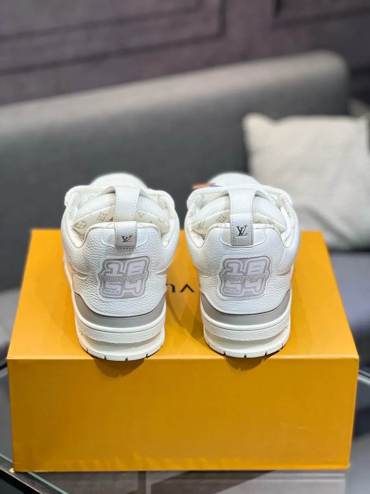 Louis Vuitton LV Trainer White Gray Pebbled Leather Upper Translucent Floral Side Motif Lifestyle Sneakers 8