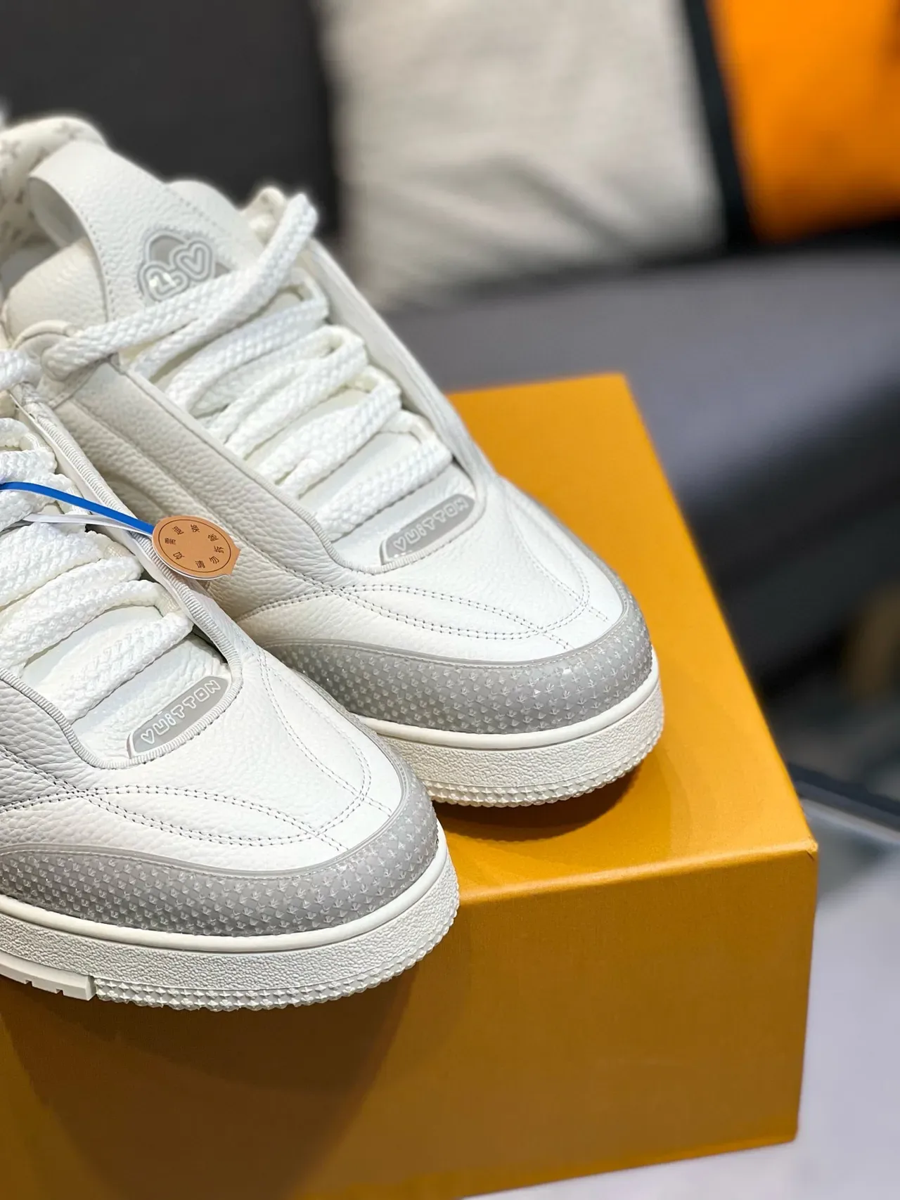 Louis Vuitton LV Trainer White Gray Pebbled Leather Upper Translucent Floral Side Motif Lifestyle Sneakers 9