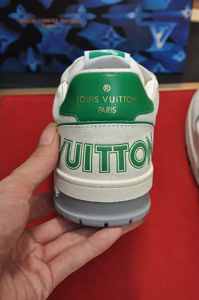 Louis Vuitton LV Trainer Branco Verde Low-Top Layered Couro-Mesh Superior Lifestyle Sneakers 3