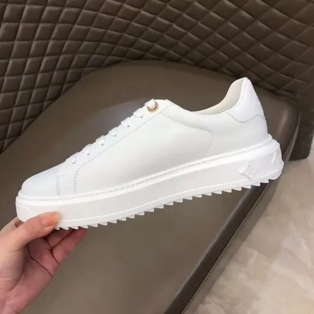 Louis Vuitton LV Trainer White Multicolor Leather Upper Embroidered Floral Motifs Lifestyle Sneakers 9