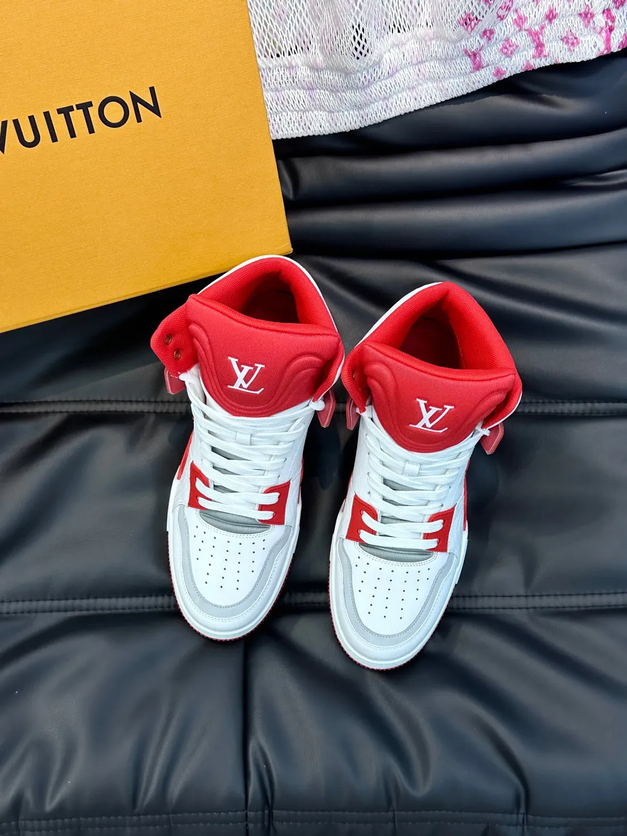 Louis Vuitton LV Trainer Chaussures Lifestyle Blances Rouges High-Top Monogrammées 2