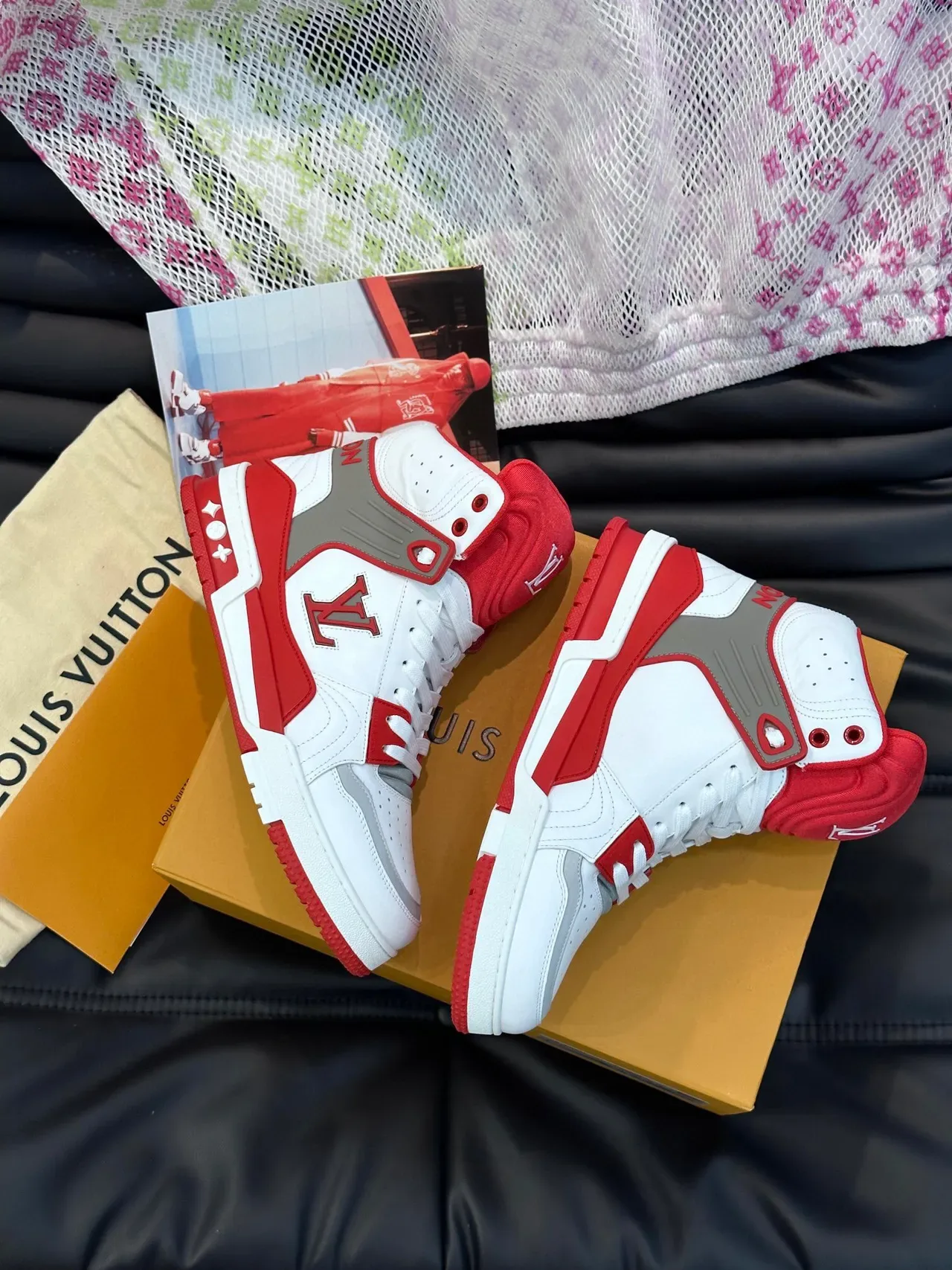 Louis Vuitton LV Trainer Chaussures Lifestyle Blances Rouges High-Top Monogrammées 4