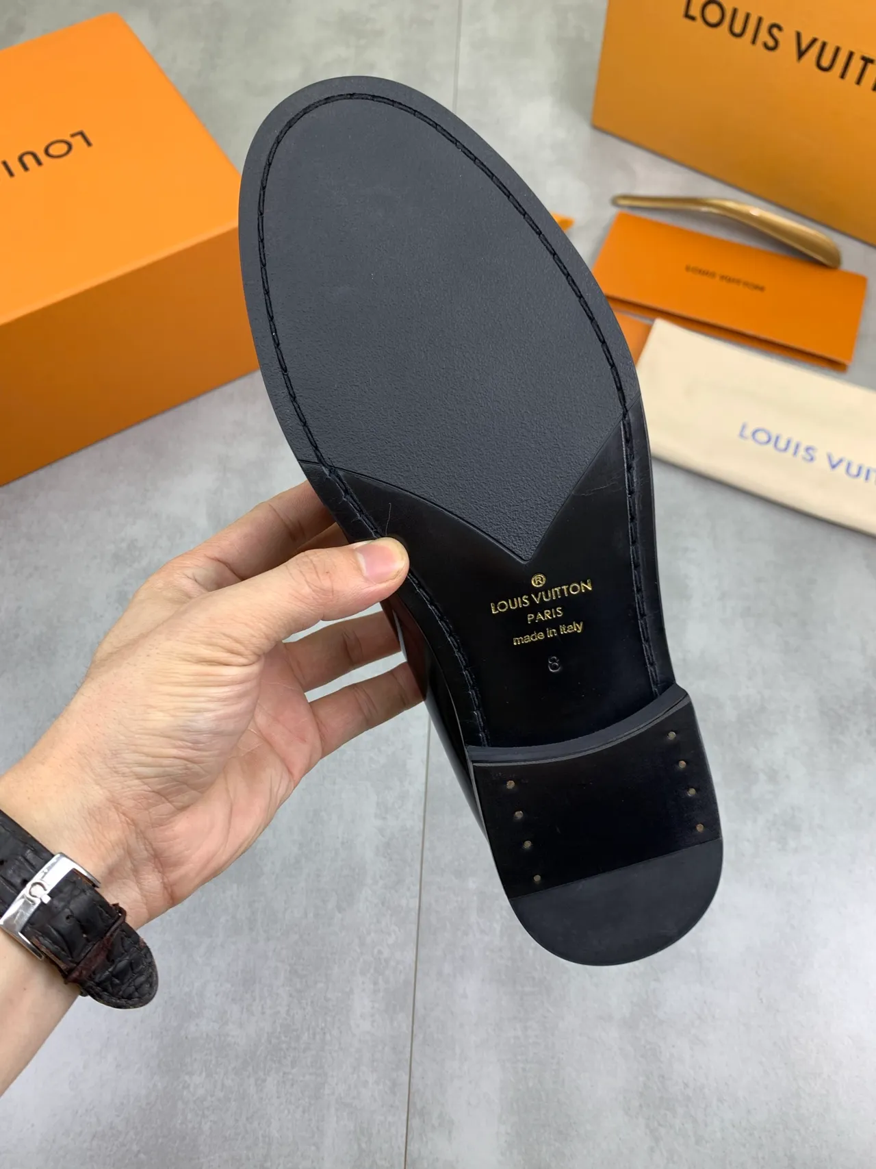 Louis Vuitton LV Turnlock Loafer Cuir Verni Noir Loafer 3