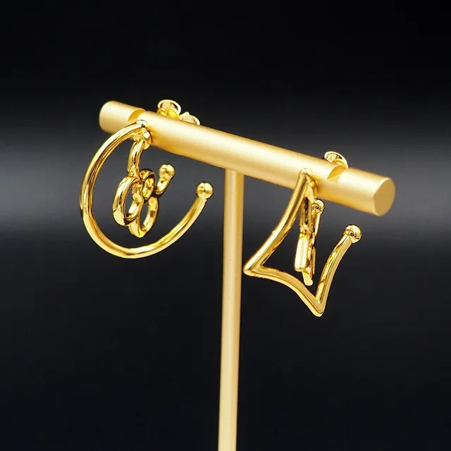 Louis Vuitton LV Twiggy Asymmetrical Gold-Tone Earrings 3