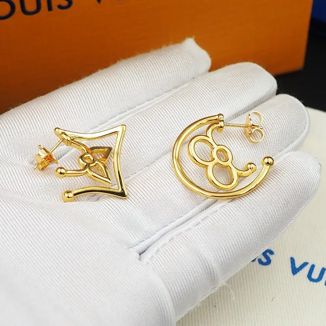 Louis Vuitton LV Twiggy Asymmetrical Gold-Tone Earrings 6