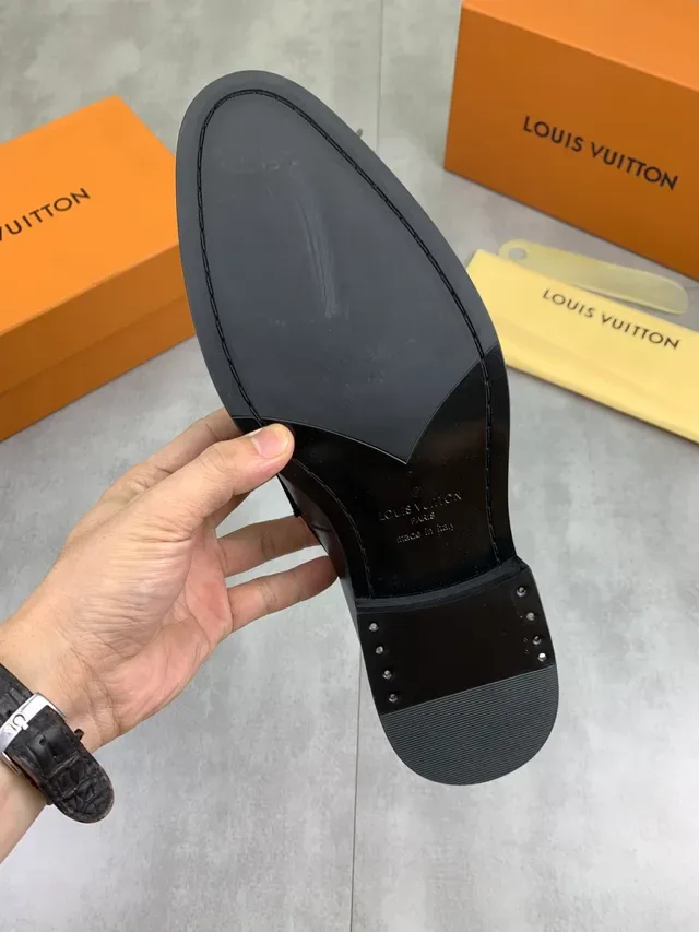 Louis Vuitton LV Twist Loafer Sapatos de Couro Preto 3