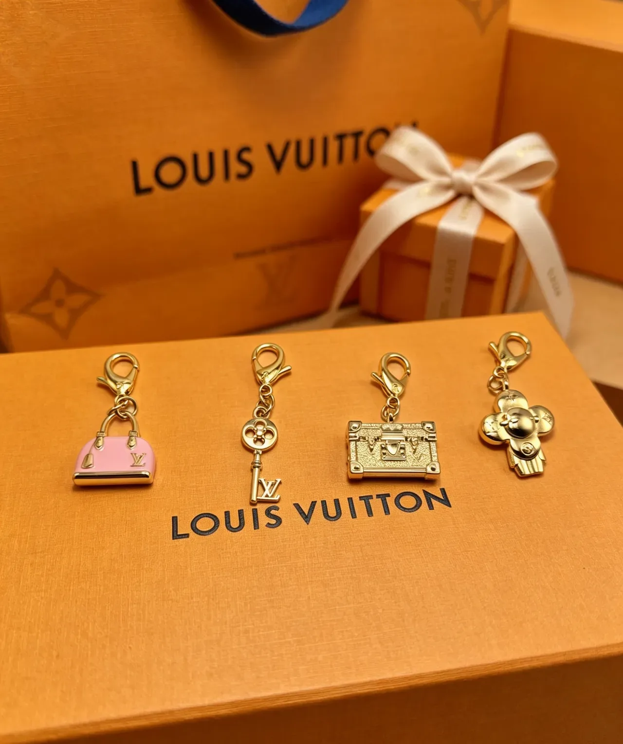 Louis Vuitton Mini Alma LV Charm Pink Gold Enamel-Finished Miniature Bag Silhouette Bracelet 2