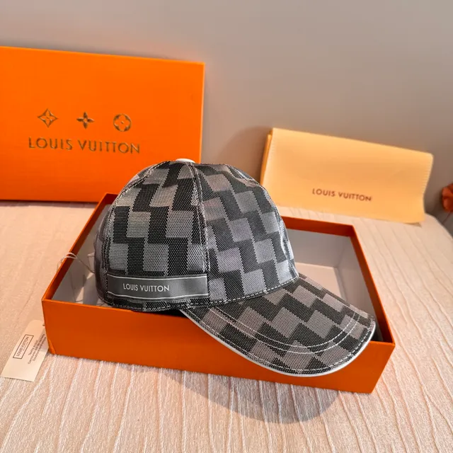 Louis Vuitton Monochrome Geometric Check Baseball Cap 9