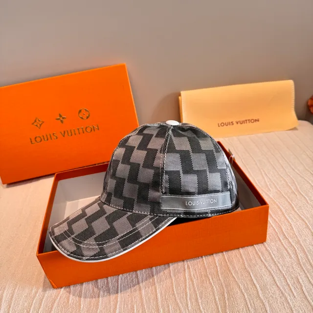 Louis Vuitton Monochrome Geometric Check Baseball Cap 6