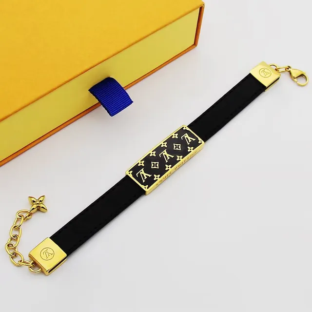 Louis Vuitton Monogram Pulseira Preta Dourada Esmalte Placa Hardware Pulseira 4