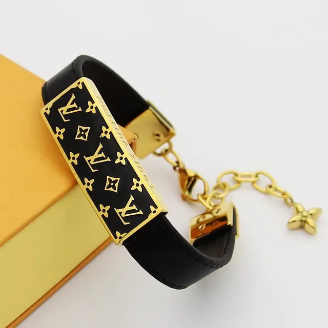 Louis Vuitton Monogram Pulseira Preta Dourada Esmalte Placa Hardware Pulseira 9