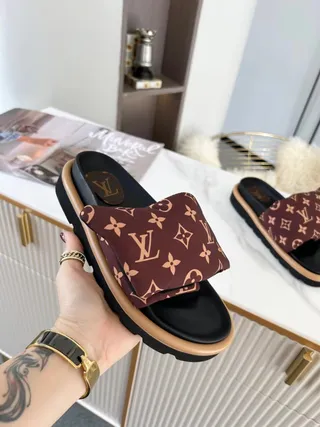 Louis Vuitton Monogram Brown Slippers 3