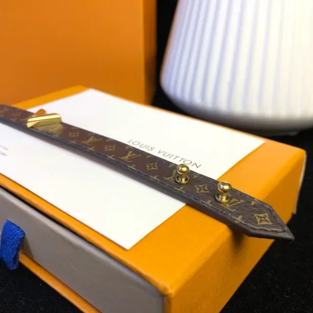 Louis Vuitton Monogram Canvas and Tan Leather Bracelet 8