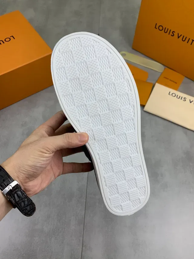 Louis Vuitton Monogram Canvas Blue Low-Top Lifestyle Sneakers 2