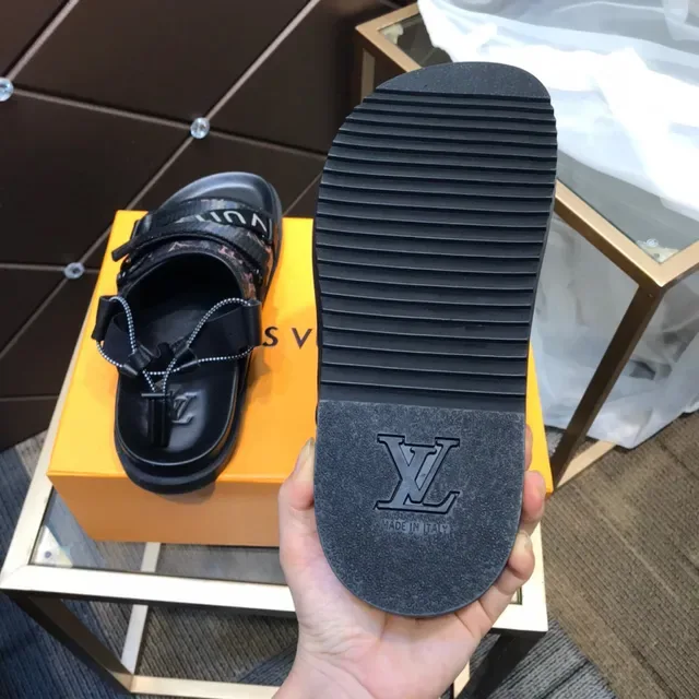 Louis Vuitton Monogram Canvas Strap Slide Casual Sandals 4
