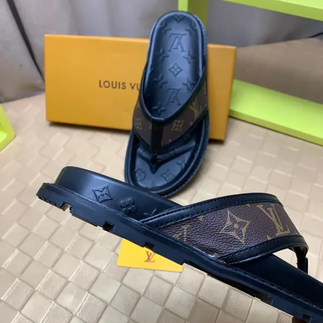 Louis Vuitton Monogram Canvas Thong Slippers 3