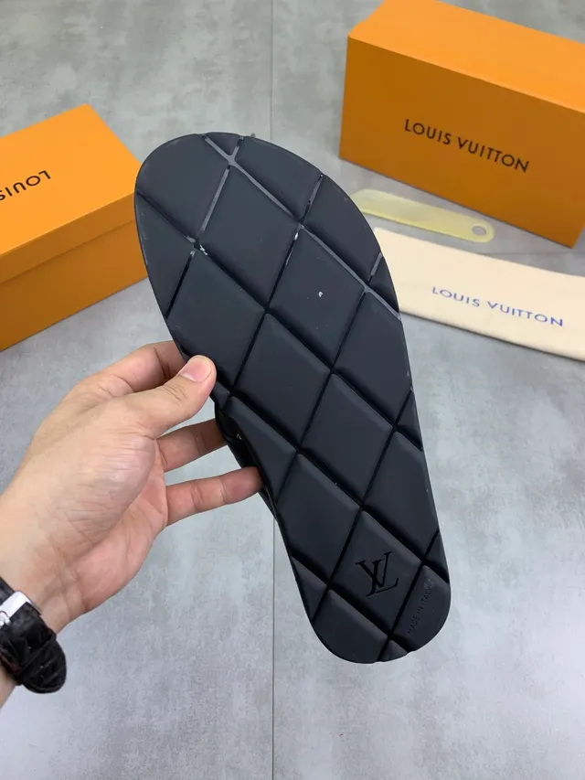 Louis Vuitton Monogram-Embossed Black Thong Slippers 2