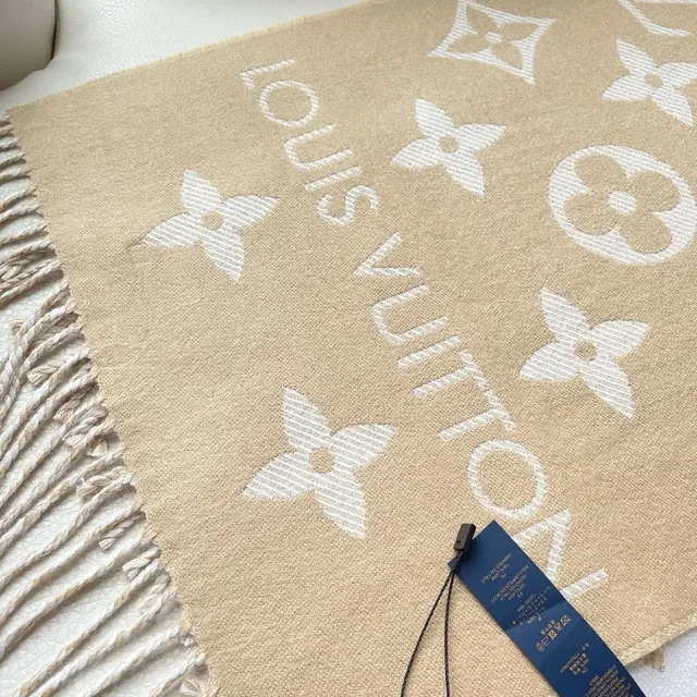 Cachecol Louis Vuitton Monogram Flower Beige e Cream de Cashmere 2