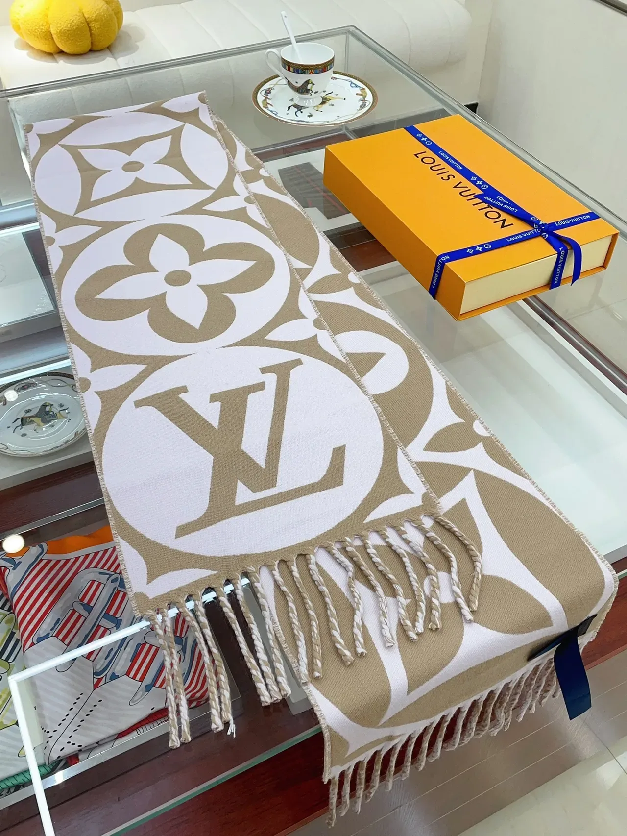 Louis Vuitton Monogram Flower Beige and White Shawl 6
