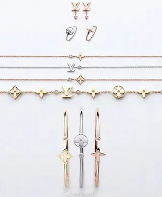 Louis Vuitton Monogram Flower Chain Gold-Tone Bracelet 8