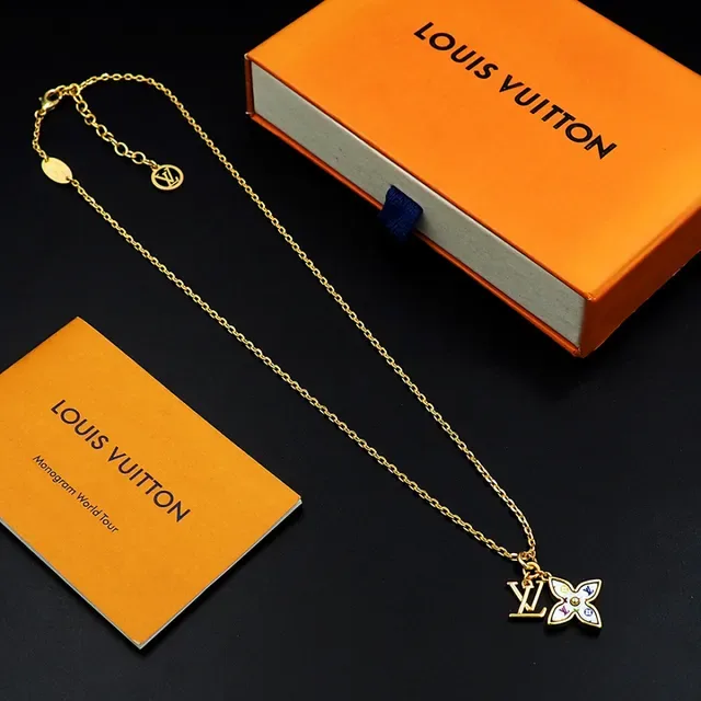 Louis Vuitton Monogram Flower Enamel Pendant Necklace 6