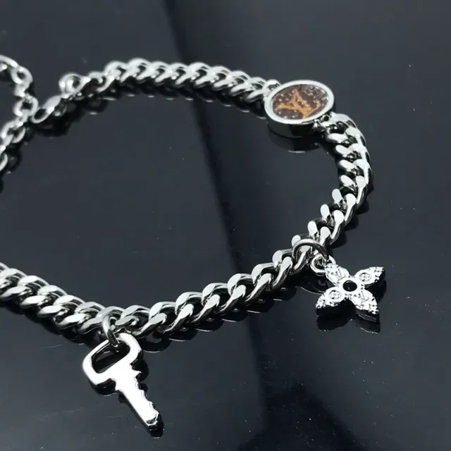 Bracelete Louis Vuitton Monogram Corrente Transparente Prateada Pavé-Crystal LV 5