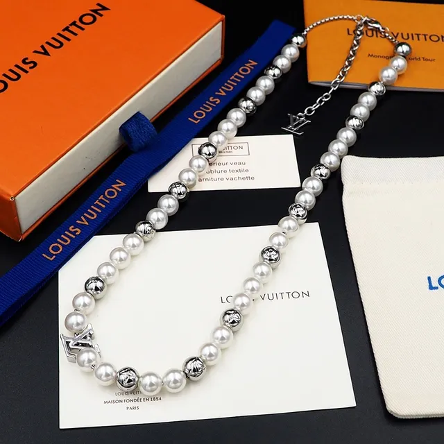 Collier Louis Vuitton Monogram Perles Blanc Argent Fil Perles d'espacement Métalliques Collier 5