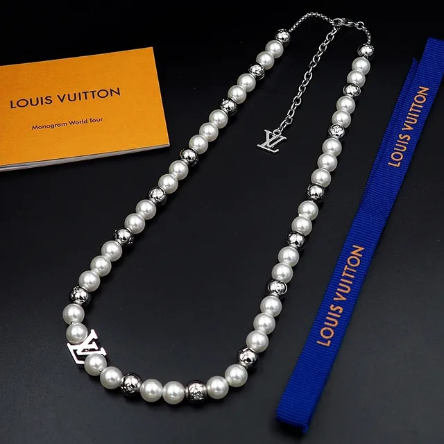 Collier Louis Vuitton Monogram Perles Blanc Argent Fil Perles d'espacement Métalliques Collier 6