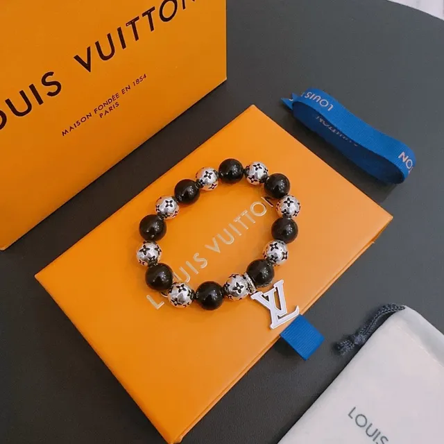 Louis Vuitton Monogram Star Black Silver Beaded Motif Bracelet 3