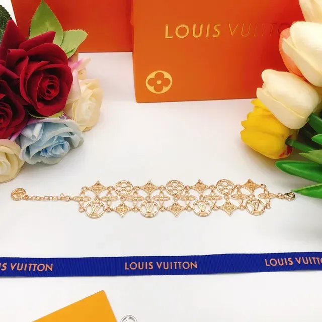 Louis Vuitton Monogram World Tour Gold-Tone Openwork Floral Link Bracelet 2