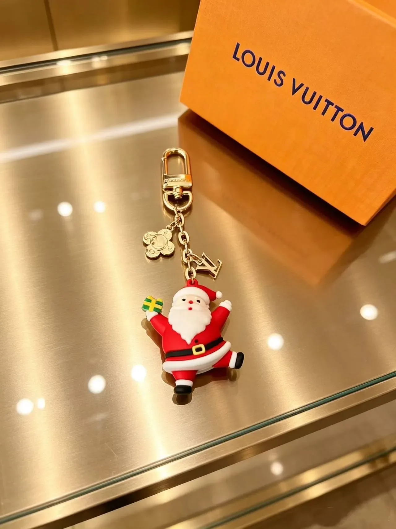 Louis Vuitton Multicolor Gold Resin Holiday Figurines Hardware Phone Accessory 5