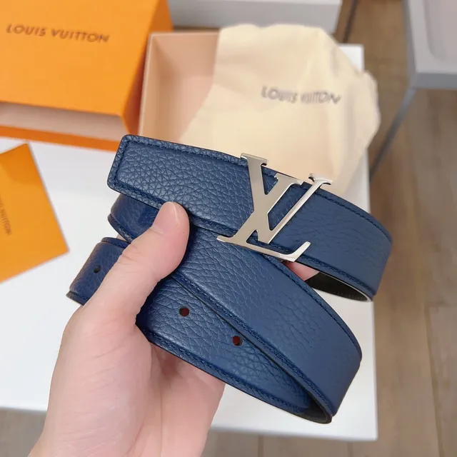 Louis Vuitton Cinto de Couro Preto Marinho Granulado Taurillon Prateado LV Twist Fivela 9