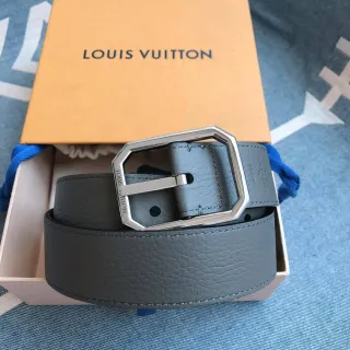 Louis Vuitton Octagonal Buckle Gray Pebbled Leather Belt