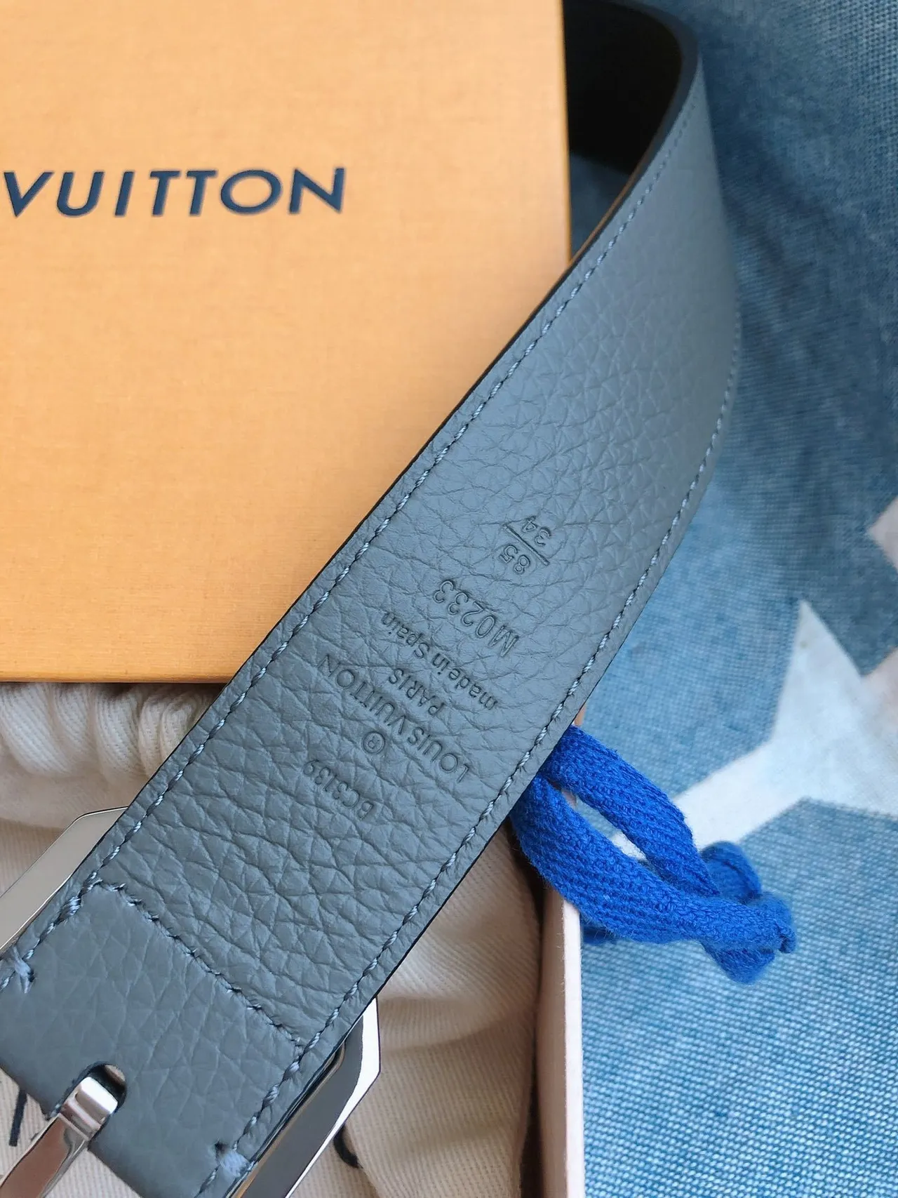 Louis Vuitton Octagonal Buckle Gray Pebbled Leather Belt 6